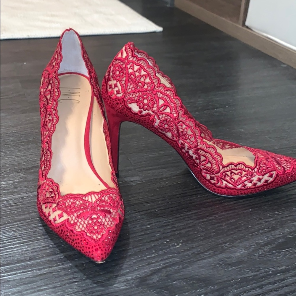 Red lace shoes